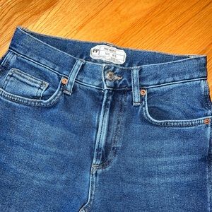 Free People medium wash womens jeans size 25